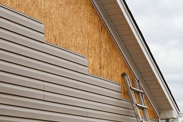 24/7 Emergency Vinyl Siding experts in Angier, NC